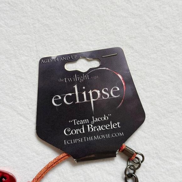 Twilight Eclipse Team Jacob Cord Bracelet - Picture 3 of 4